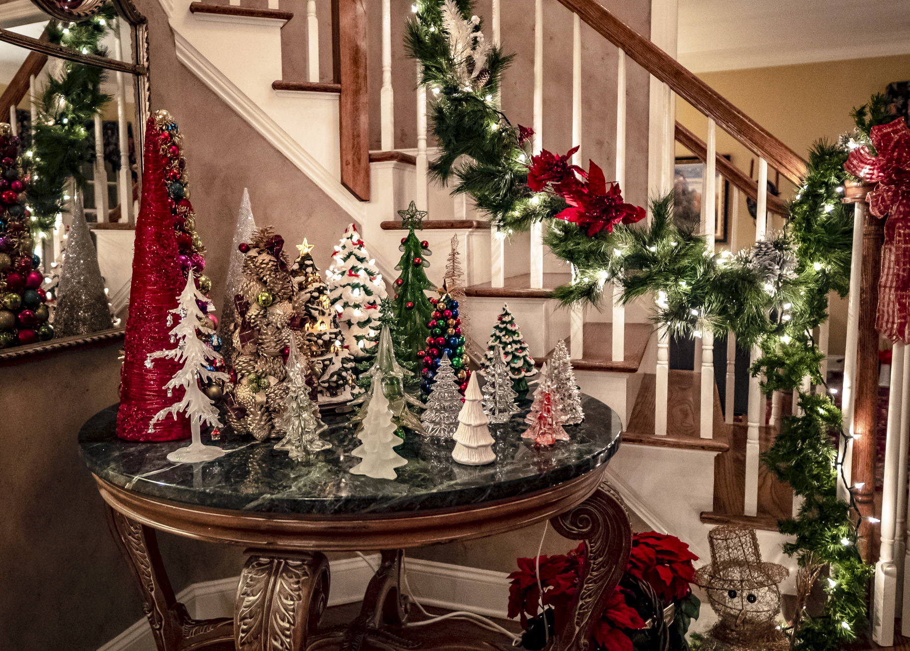 13 DIY Indoor Christmas Decorations Will Bright Up Your Home
